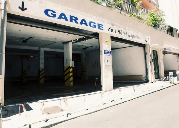 Napoleon Ξενοδοχείο Αζάτσιο