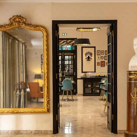 Napoleon Hotell 3*