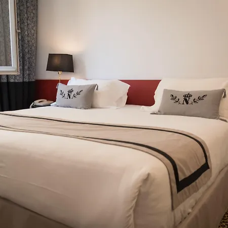 Napoleon Hotell 3*