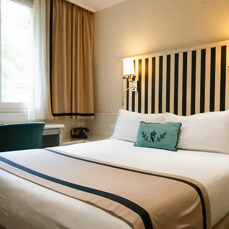 Napoleon Hotell 3*
